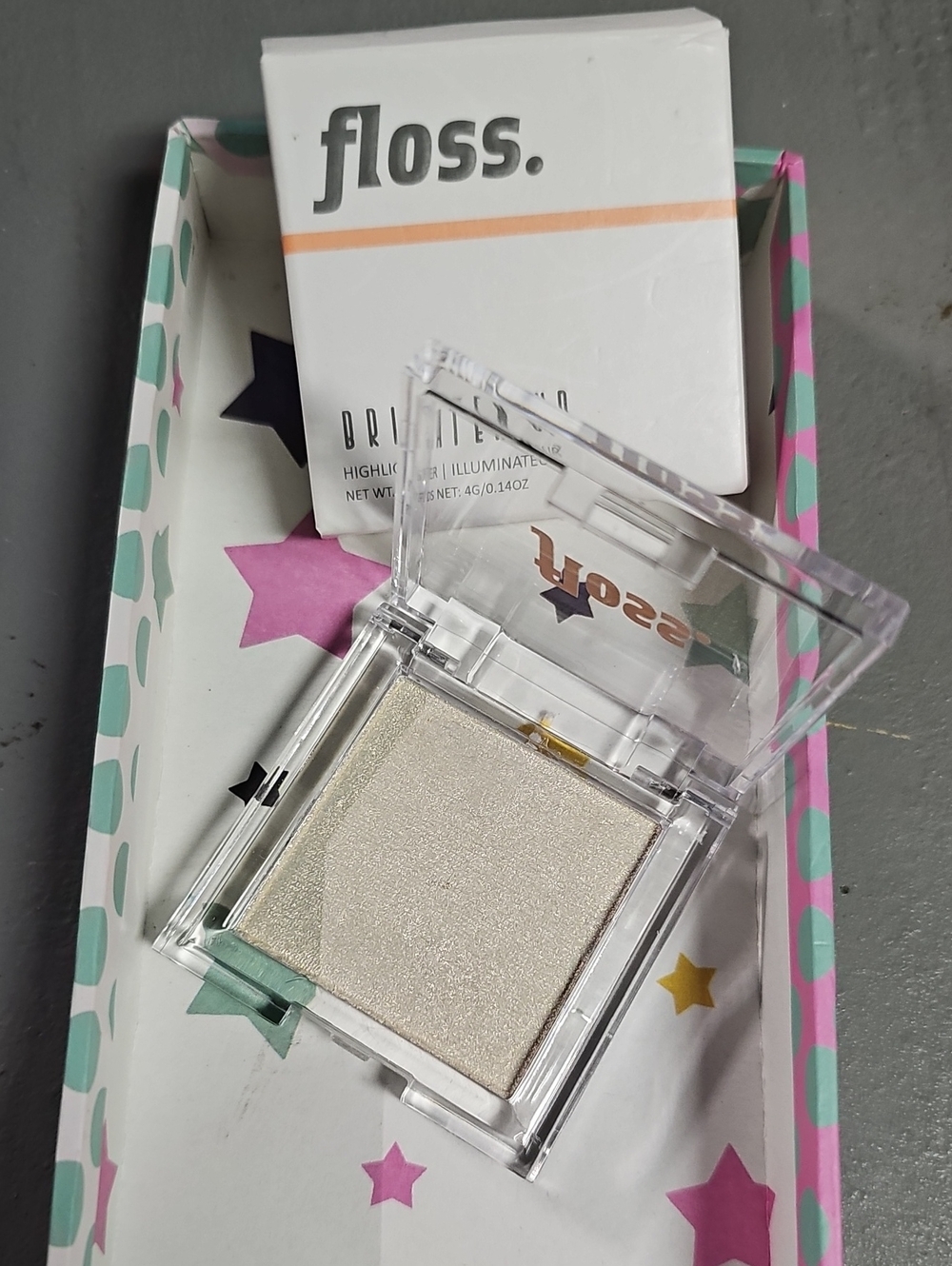 floss. BRIGHTEN UP Highlighter | Illuminateur A Bipoc & Woman Owned Co. NIB